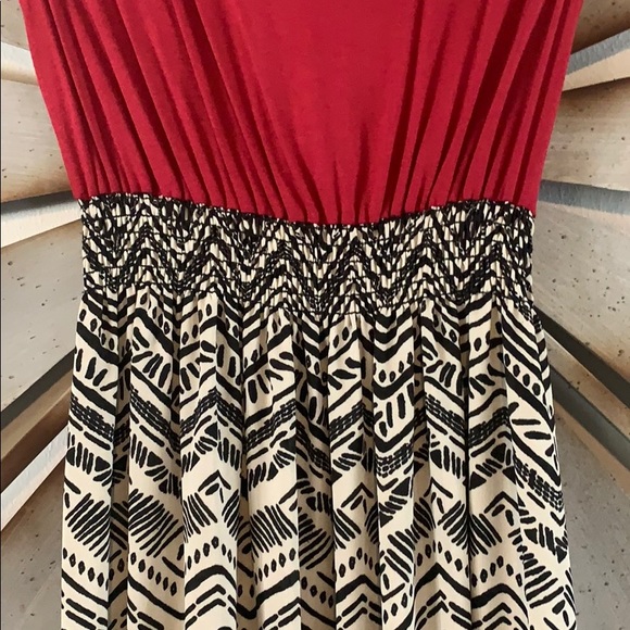 Espresso women’s small Patterned dress new with tags NWT red black&white chevron - Picture 3 of 13